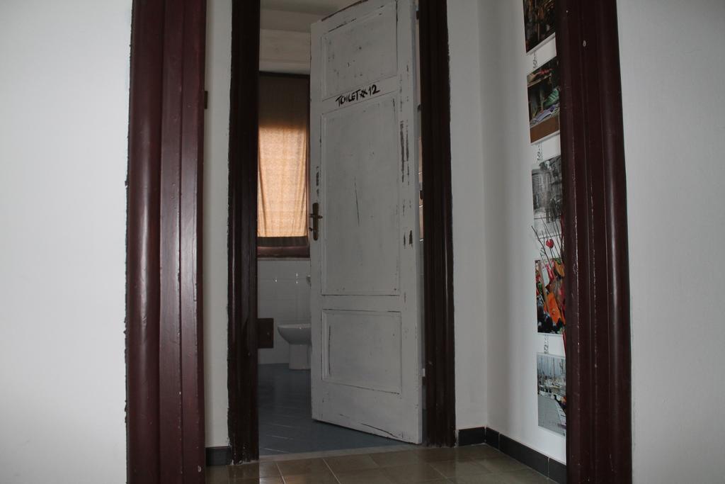 B&B Nica Domus ปาแลร์โม ภายนอก รูปภาพ