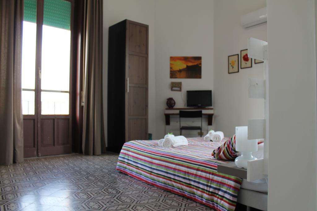 B&B Nica Domus ปาแลร์โม ภายนอก รูปภาพ